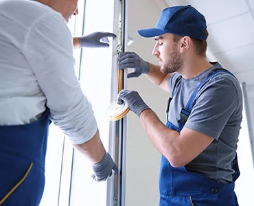 glass repair experts in Tallahassee, FL